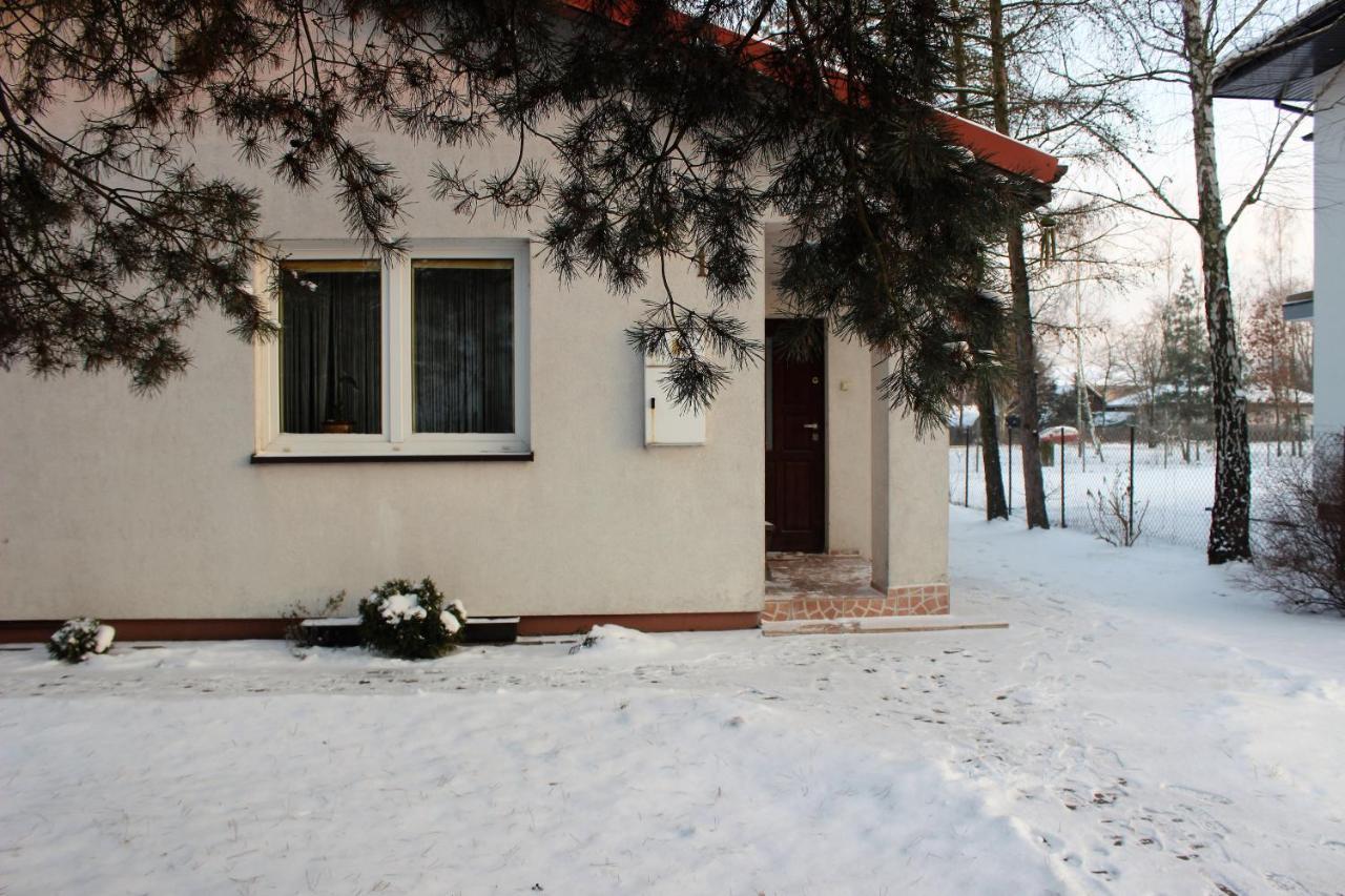 Dom Chotomow Apartment Luaran gambar