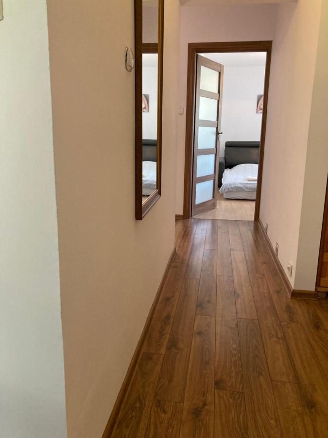 Dom Chotomow Apartment Luaran gambar